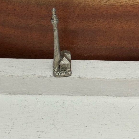 Cuteri Pewter Miniature Figure Lighthouse Engraved Vintage - Picture 4 of 8